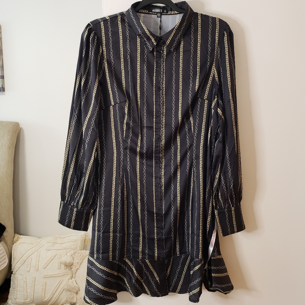 Missguided Shift Dress - Picture 2 of 5